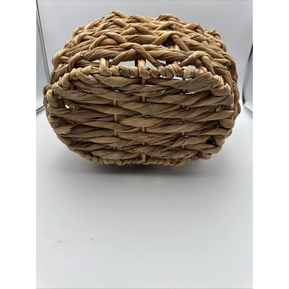 VTG Woven Storage Basket Home Decor Small Tan Oval Cottage Core